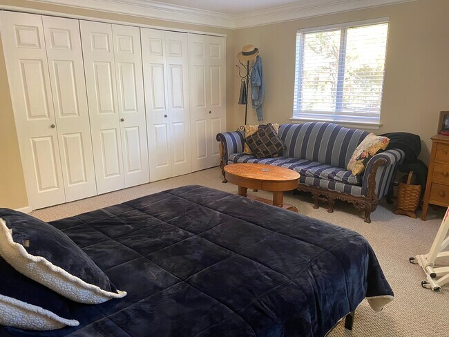 Building Photo - 30 Stony Brook Dr