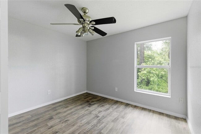 Building Photo - 91 Fir Dr