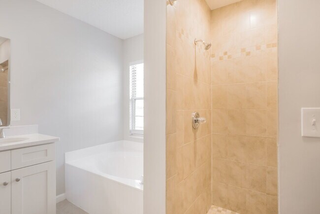 Building Photo - 5418 Cumberland Forest Ln