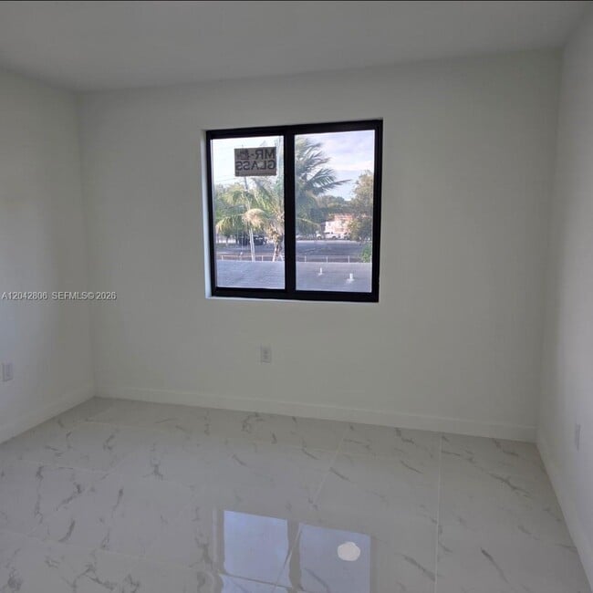 Building Photo - 2729 NW 44th St