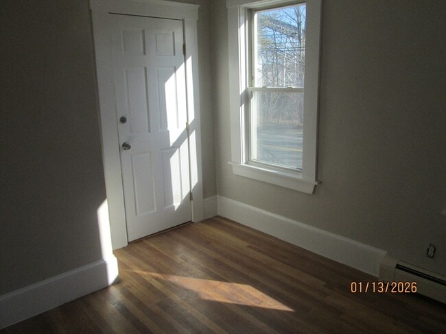 Building Photo - 52 Vernon St