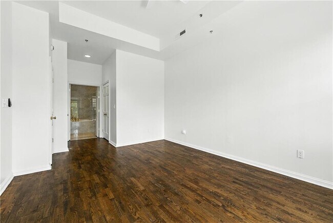 Building Photo - 1735 Peachtree St NE