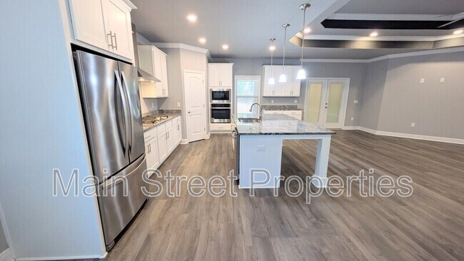 Building Photo - 6260 Saufley Pines Rd