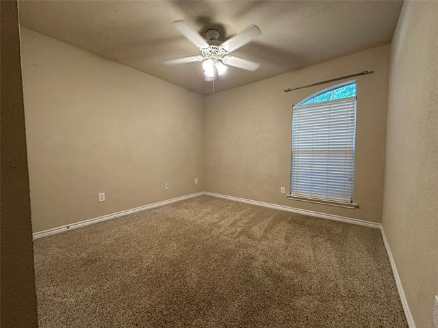 Building Photo - 139 Overland Tr