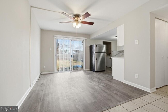 Building Photo - 33 Milstone Ct