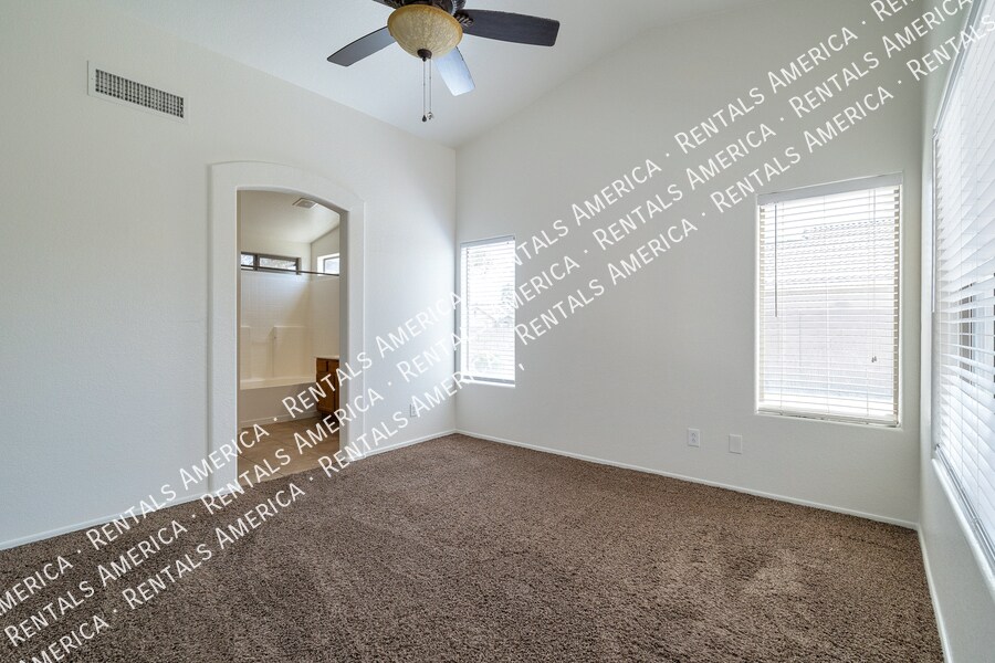 Building Photo - 13367 W Redfield Rd