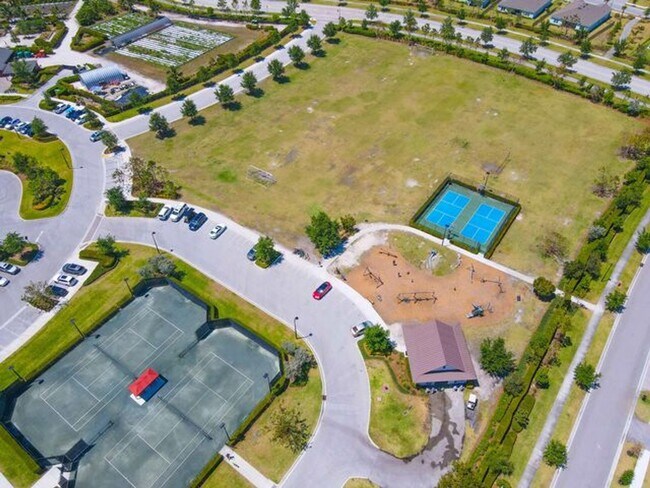 Building Photo - 1295 Tangled Orch Trce