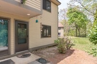 Building Photo - 7 Swiftwater Dr