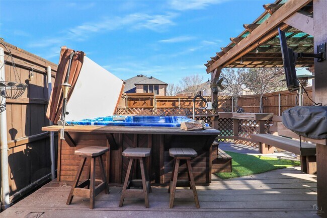 Building Photo - 11536 Las Polamas Dr