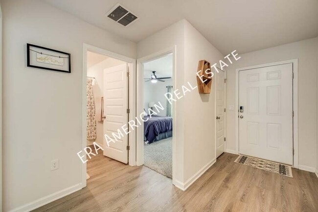 Building Photo - 6409 Arcadia Bluffs Ave