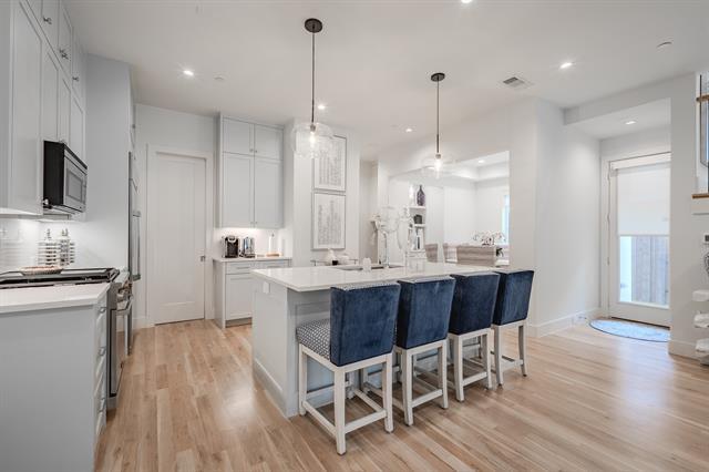 Building Photo - 4514 Fairway Ave