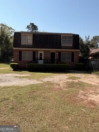 Building Photo - 1006 5th Ave