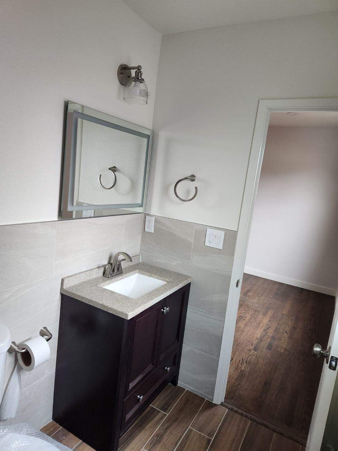 Building Photo - 914 N Olive St