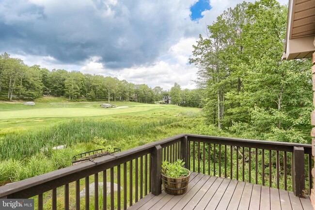 Building Photo - 125 Pebble Beach Dr