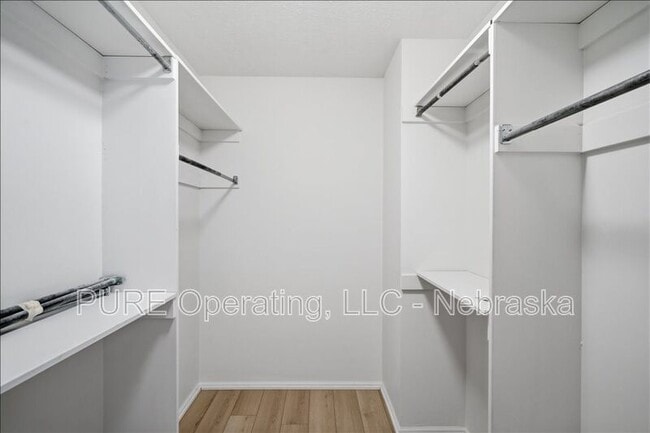 Building Photo - 15527 Mason Cir