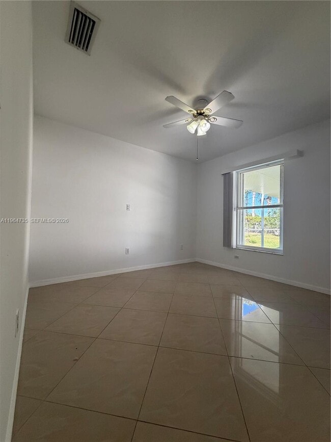 Building Photo - 15561 Spring Line Ln