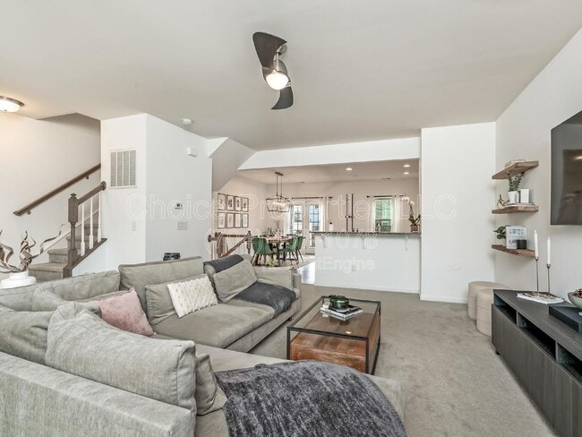 Building Photo - 4027 Zilker Park Dr