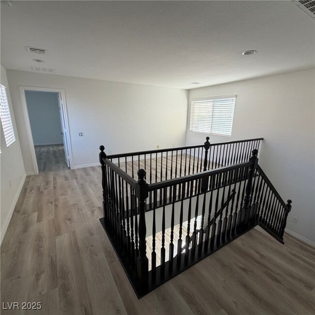 Building Photo - 6842 Feral Dove St