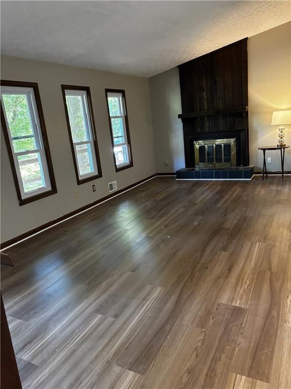 Building Photo - 3260 Creek Hollow Dr