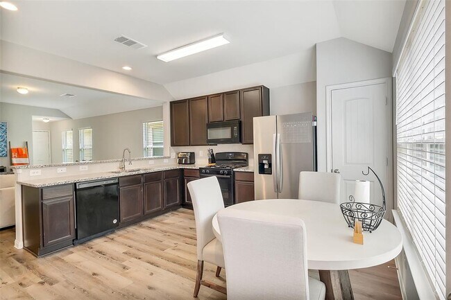 Building Photo - 23607 Buttress Root Dr