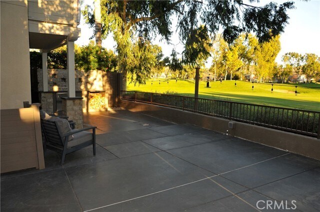 Building Photo - 24 Vía Helena