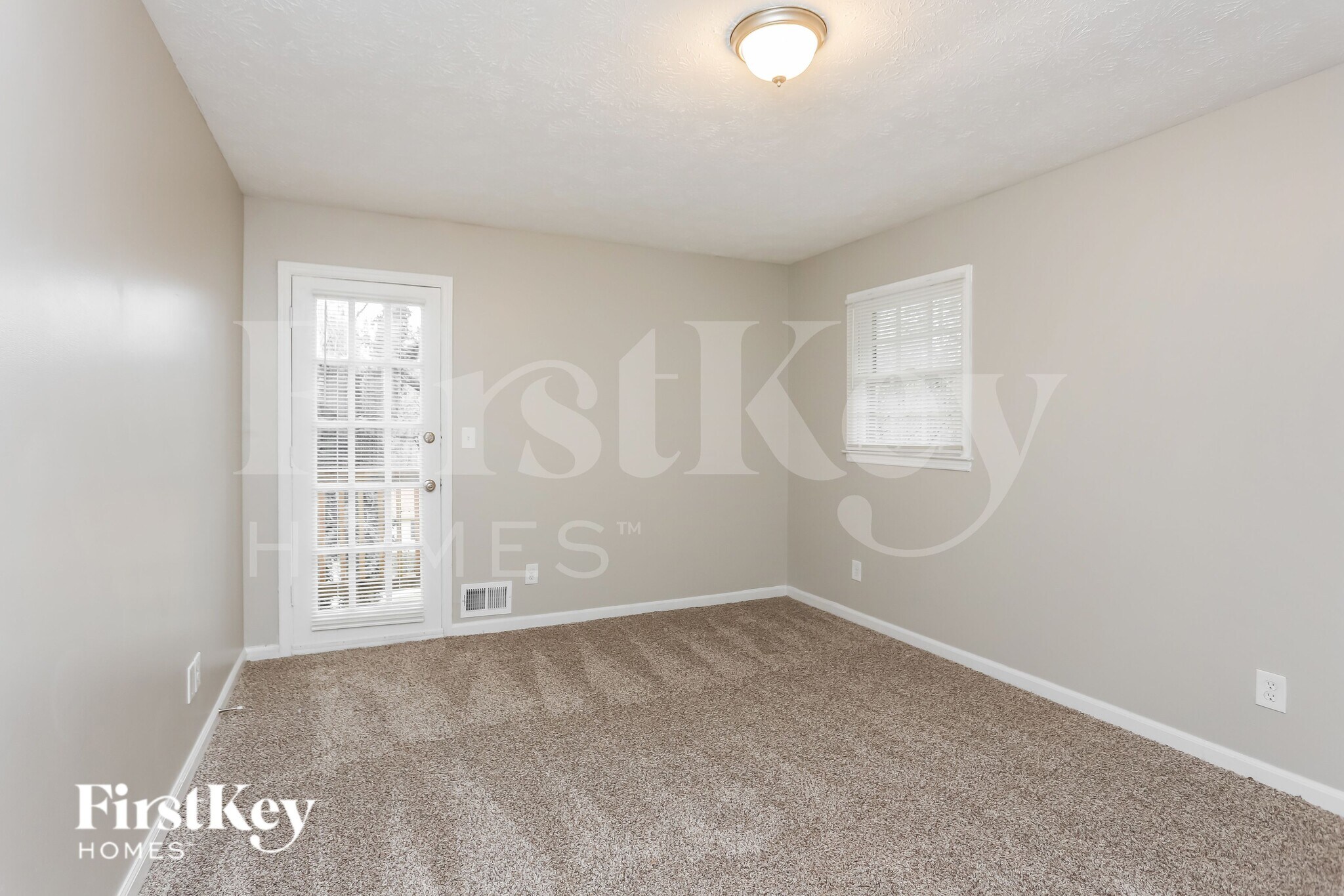 Building Photo - 2881 Hickory Trail