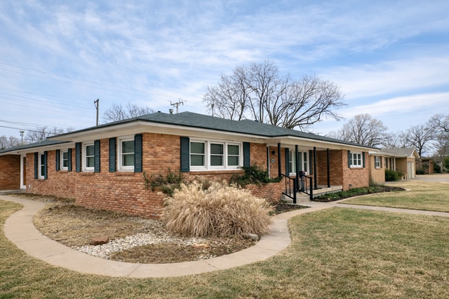 Building Photo - The Upgrade You Didn’t Know You Needed | Pre-Leasing for Summer 2026!