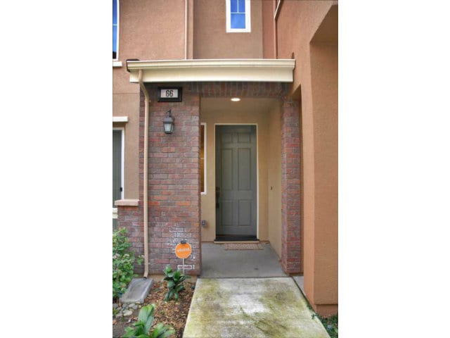 Building Photo - 66 Muller Pl