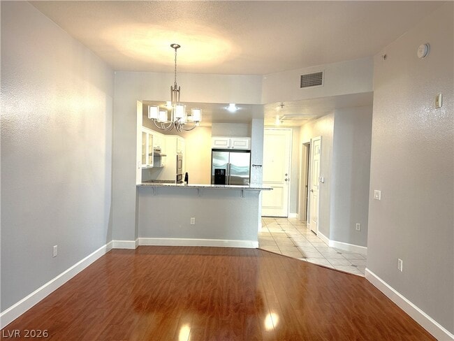 Building Photo - 59 E Agate Ave