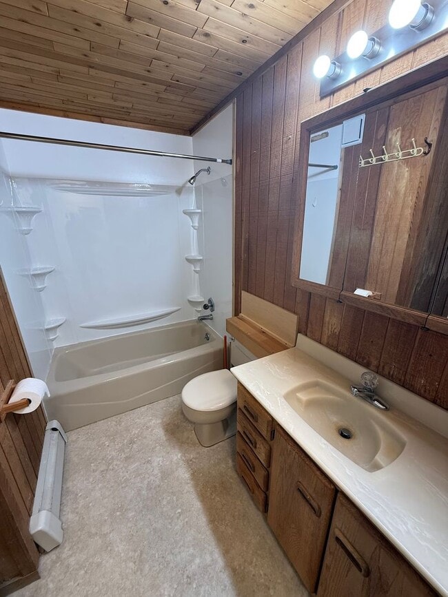 Building Photo - 524 N Klevin St