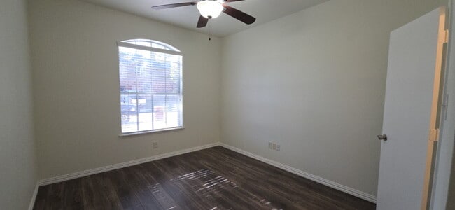 Building Photo - Beautifully Remodeled Home in Mansfield ISD – Corner Lot with Modern Upgrades!