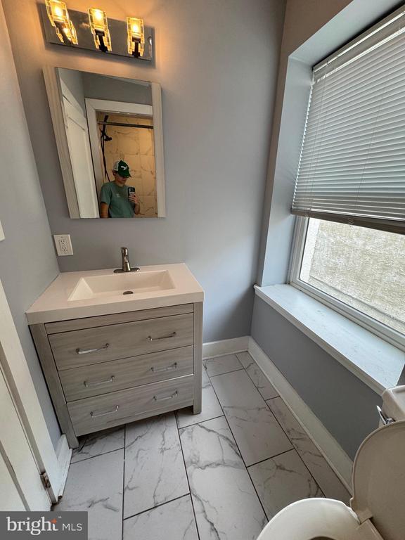 Building Photo - 1522 Willington St