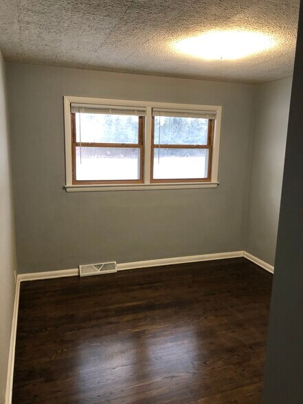 3rd Bedroom - N136W14329 Bonniwell Rd