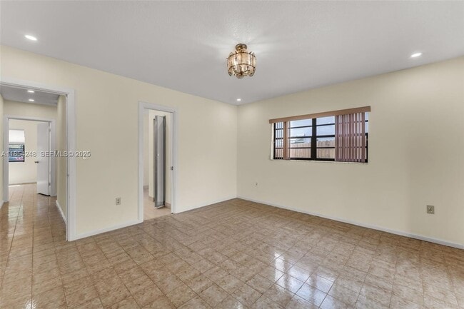 Building Photo - 9130 SW 101st Ave