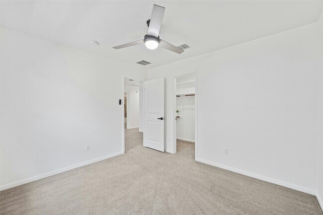 Building Photo - 1701 Hidden Springs Path