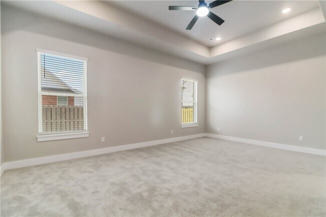 Building Photo - 500 Apollo Dr