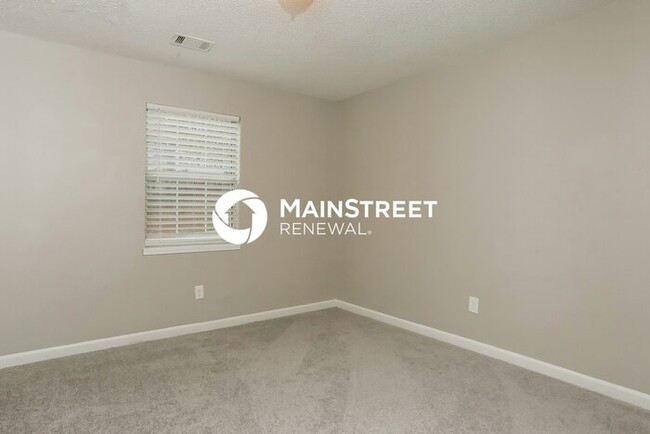 Building Photo - 2453 Crestdale Cir SE