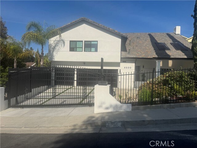 Primary Photo - 4600 Poe Ave