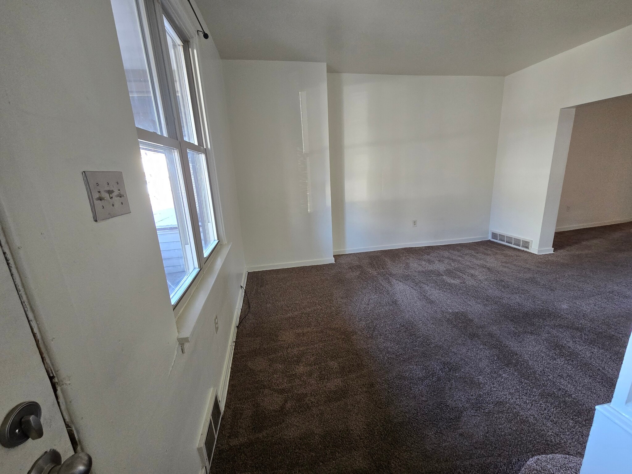 Building Photo - 1703 Soles St