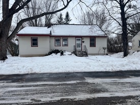 Building Photo - 417 N 3rd St