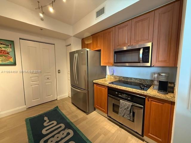 Building Photo - 350 SE 2nd St