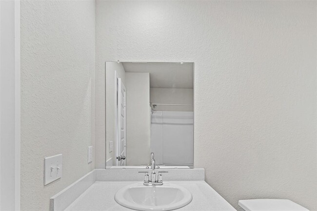 Building Photo - 8019 Camphor Ct