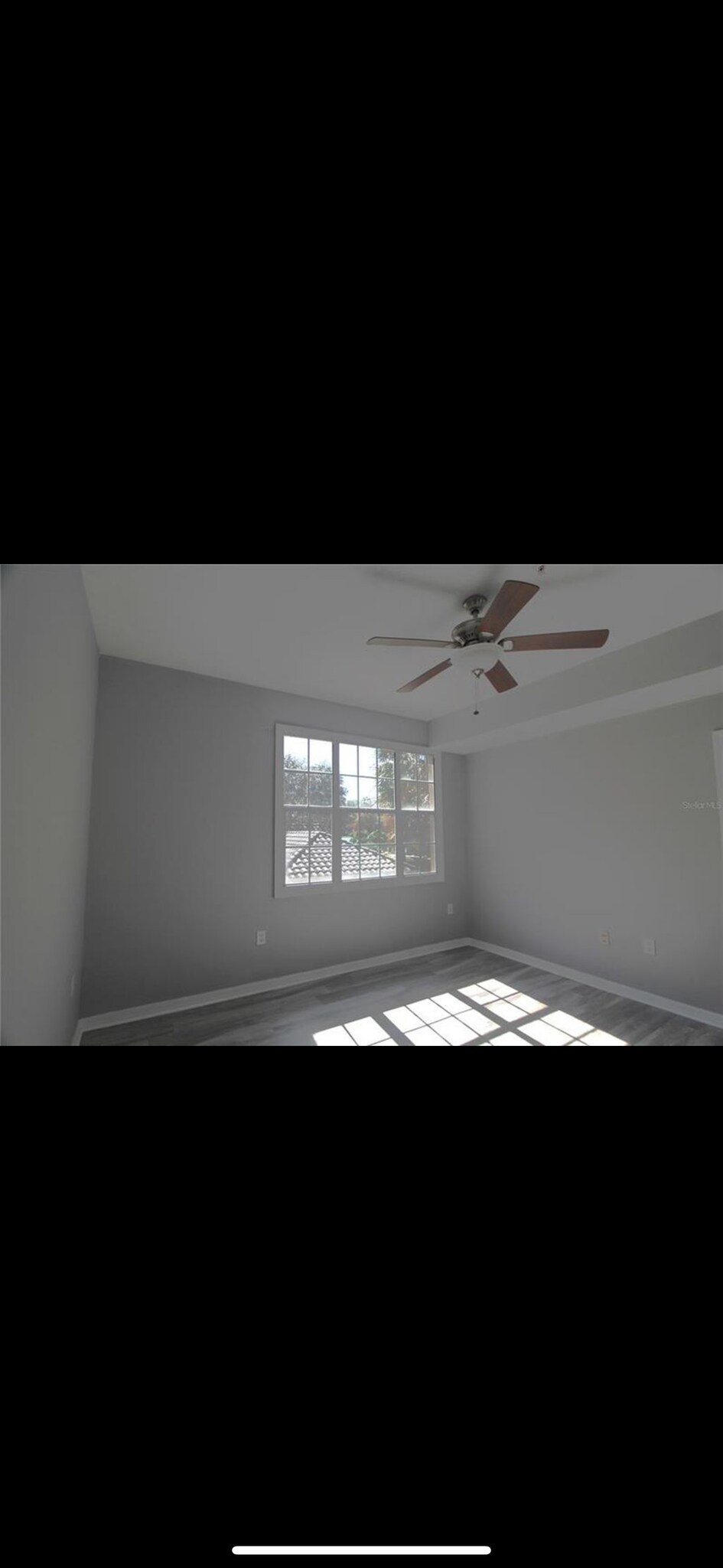 Building Photo - 501 Knights Run Ave