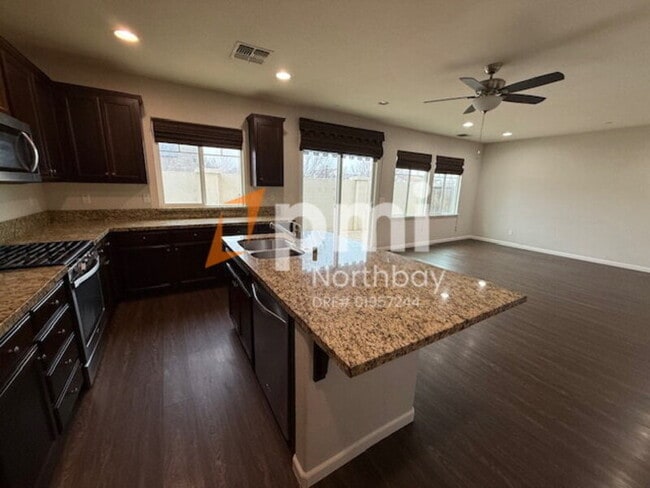 Building Photo - 1275 Dartmouth Cir