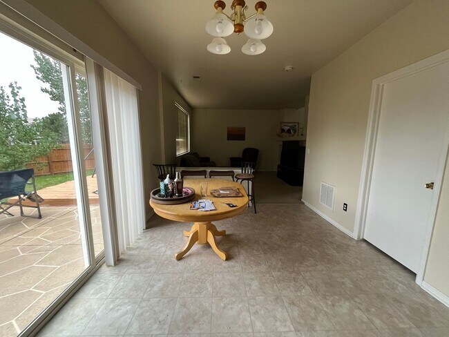 Building Photo - Nice Home in North Fort Collins