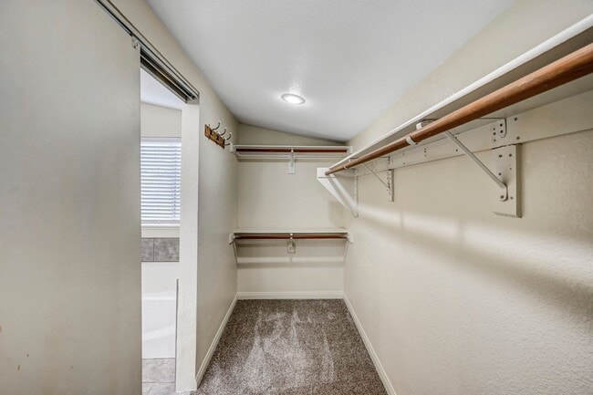 Building Photo - Beautiful Summerlin Hills Two Story 4 Bedr...