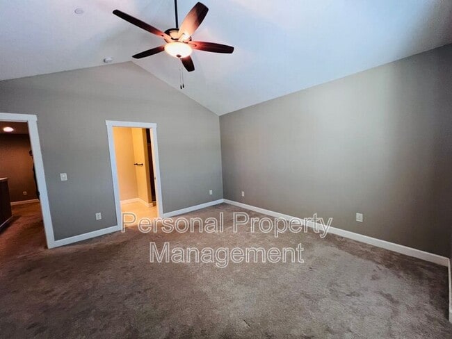Building Photo - 4307 NW Sage Loop