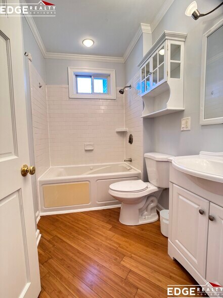 Building Photo - 19 Newcastle Rd