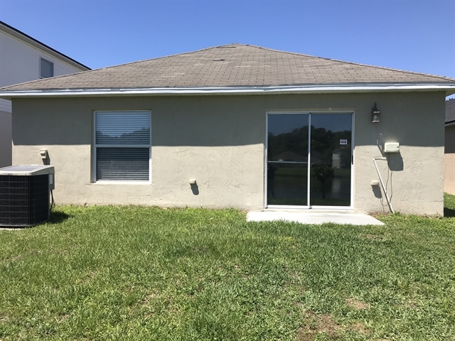 Building Photo - 6606 Gentle Oaks Dr N
