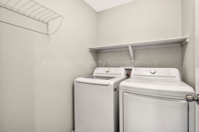 Building Photo - 7108 Passing Sky Dr